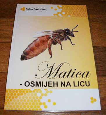 knjiga matica osmjeh na licu