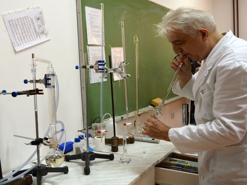 aparatura za analizu vina