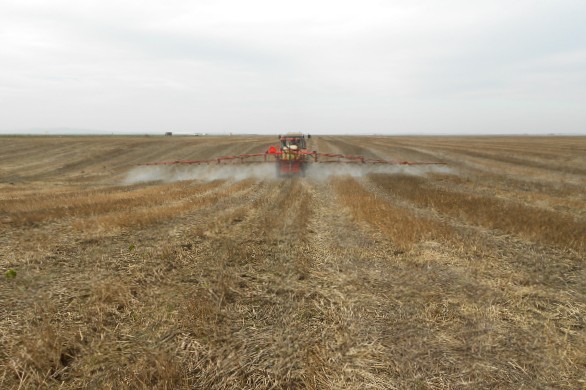 Za snažan imunitet biljaka i plodno zemljište 24 prskanje BioPlug