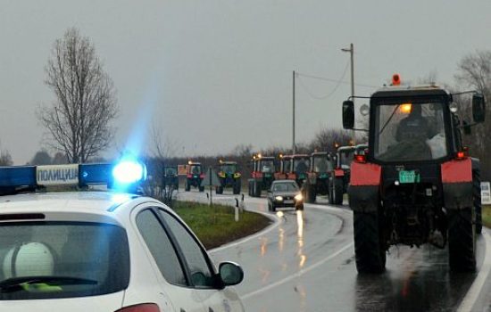traktori kolona protest 2